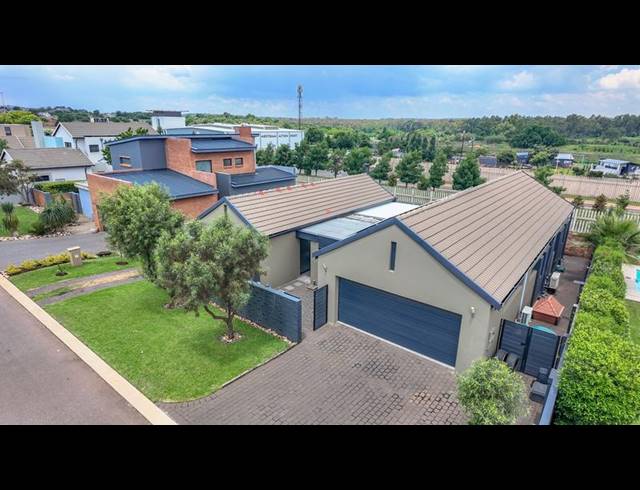 3 BEDROOM HOUSE FOR SALE IN MIDSTREAM MEADOWS